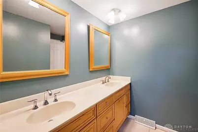 6190 Flemington Road, Dayton, OH 45459 - Photo 27