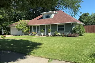 813 E Stroop Rd, Kettering, OH 45429 - Photo 3