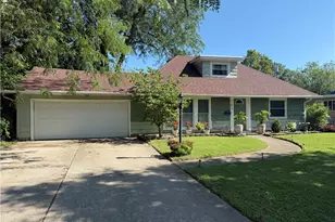 813 E Stroop Rd, Kettering, OH 45429 - Photo 1