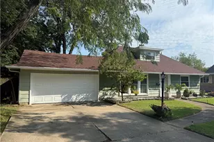 813 E Stroop Rd, Kettering, OH 45429 - Photo 1