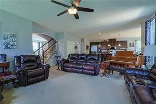 8739 Elysee Cir, Washington Twp, OH 45458 - Photo 9