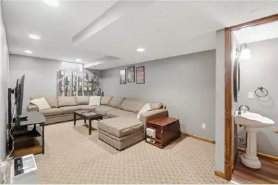 413 N Bromfield Road, Kettering, OH 45429 - Photo 35