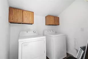 2348 N Aragon Ave, Kettering, OH 45420 - Photo 29