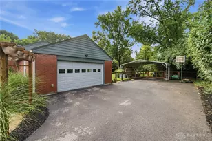 679 Meadowview Dr, Washington Twp, OH 45459 - Photo 57