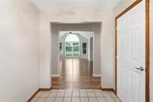 10619 Frederick Pike, Butler Twp, OH 45377 - Photo 7