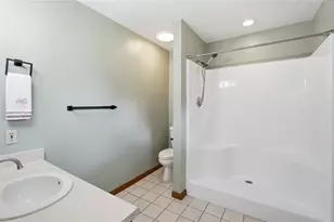 10619 Frederick Pike, Butler Twp, OH 45377 - Photo 33