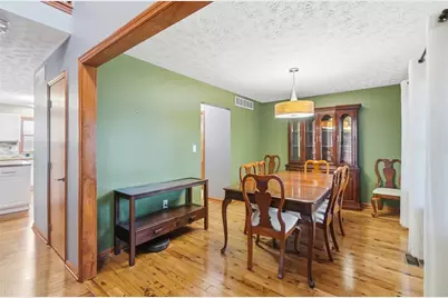 819 Flanders Avenue, Brookville, OH 45309 - Photo 9
