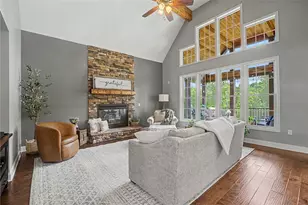 196 Blue Jay Way, Chester Township, OH 45177 - Photo 11