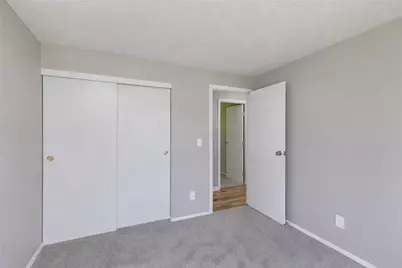 4900 Seville Drive, Englewood, OH 45322 - Photo 17