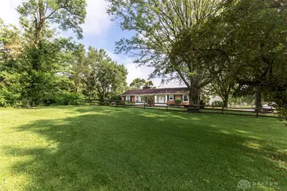 7853 Chambersburg Road, Huber Heights, OH 45424 - Photo 5