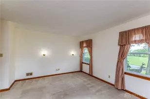 7853 Chambersburg Rd, Huber Heights, OH 45424 - Photo 15