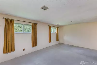 7853 Chambersburg Road, Huber Heights, OH 45424 - Photo 13