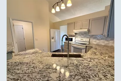 10029 Village Tree Court, Miamisburg, OH 45342 - Photo 11