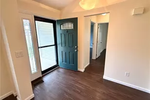 10029 Village Tree Ct, Miamisburg, OH 45342 - Photo 3