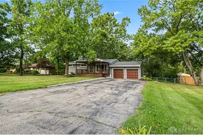 1989 N Longview Street, Beavercreek, OH 45432 - Photo 3