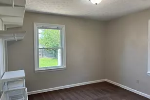 5029 Pensacola Blvd, Moraine, OH 45439 - Photo 7