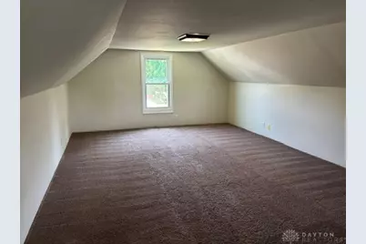 5029 Pensacola Boulevard, Moraine, OH 45439 - Photo 9
