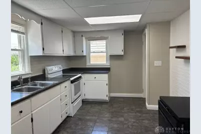 5029 Pensacola Boulevard, Moraine, OH 45439 - Photo 5