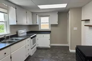5029 Pensacola Blvd, Moraine, OH 45439 - Photo 5
