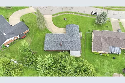 555 Adrian Court, Fairborn, OH 45324 - Photo 43