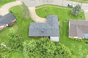 555 Adrian Ct, Fairborn, OH 45324 - Photo 43