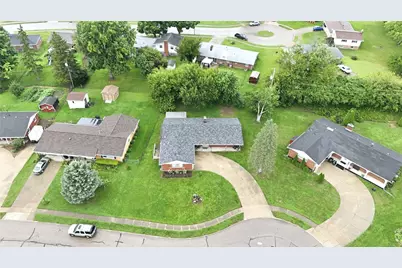555 Adrian Court, Fairborn, OH 45324 - Photo 41