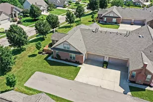 8823 Birkdale Hills Cir, Washington Twp, OH 45458 - Photo 57