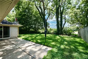 135 Whispering Pines Dr, Springboro, OH 45066 - Photo 7