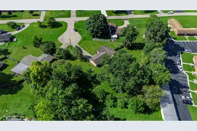 30 Huron Circle, Enon, OH 45323 - Photo 5