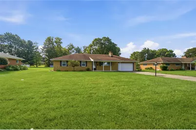 139 Miramar Drive, Enon Vlg, OH 45323 - Photo 3