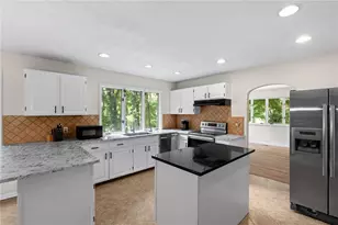303 E Whipp Rd, Centerville, OH 45459 - Photo 9