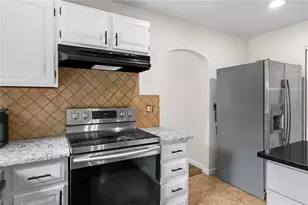 303 E Whipp Rd, Centerville, OH 45459 - Photo 15
