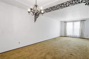 1341 S Elm St, West Carrollton, OH 45449 - Photo 9