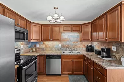 1901 Connecticut Drive, Xenia, OH 45385 - Photo 9