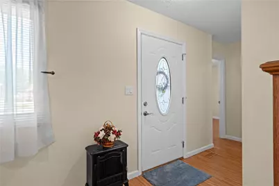 1901 Connecticut Drive, Xenia, OH 45385 - Photo 7