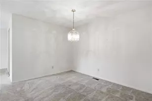 1327 Quail Bend Cir, Kettering, OH 45429 - Photo 9