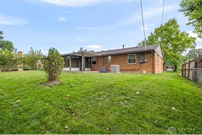4570 Pennyston Avenue, Huber Heights, OH 45424 - Photo 23