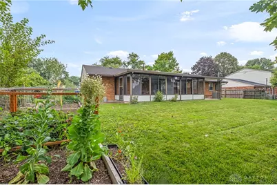 4570 Pennyston Avenue, Huber Heights, OH 45424 - Photo 21