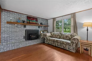 7565 Newbury Rd, Bethel Twp, OH 45371 - Photo 11