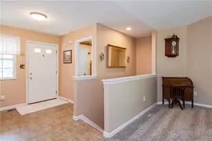 61 Lakeridge Dr, Franklin, OH 45005 - Photo 7