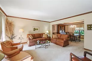 2340 Rockingham Dr, Troy, OH 45373 - Photo 9