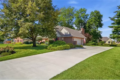 2340 Rockingham Drive, Troy, OH 45373 - Photo 3