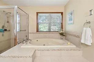 2340 Rockingham Dr, Troy, OH 45373 - Photo 43