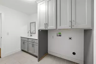 9641 Todd Dr, Cincinnati, OH 45242 - Photo 61
