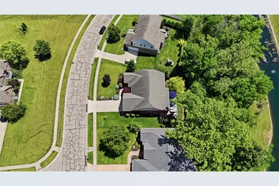 8957 Bordeaux Way, Washington Twp, OH 45458 - Photo 57