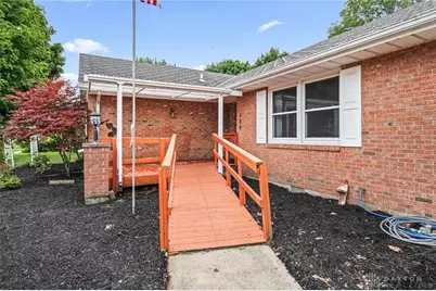 429 Meadowlark Lane, Eaton, OH 45320 - Photo 3