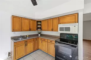 2013 Connecticut Dr, Xenia, OH 45385 - Photo 7