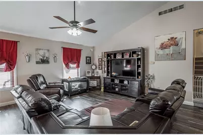 165 Hampton Place, Troy, OH 45373 - Photo 9
