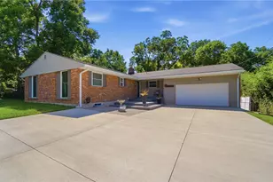 6001 Cindy Dr, West Carrollton, OH 45449 - Photo 1