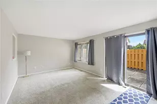 6852 Olde Greenbrier Ln, Centerville, OH 45459 - Photo 13